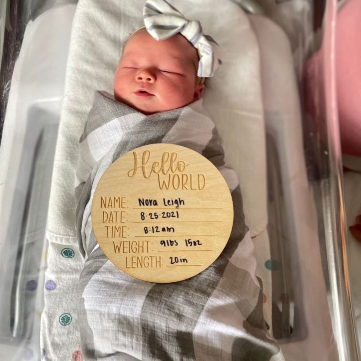New 15 cm Baby Announcement Sign Wooden Hello World Newborn Welcome ...