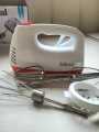 Electric hand mixture blender with 7 speed functions. 