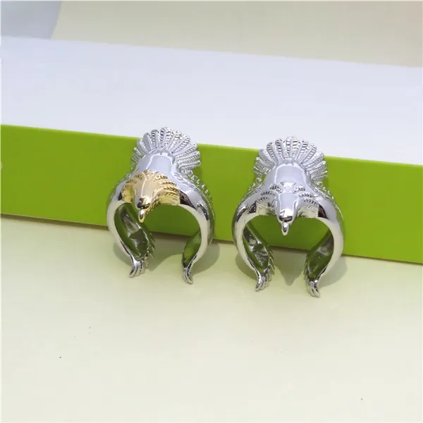 Eagle%20ring%20for%20men%20and%20women%20-%20Image%204