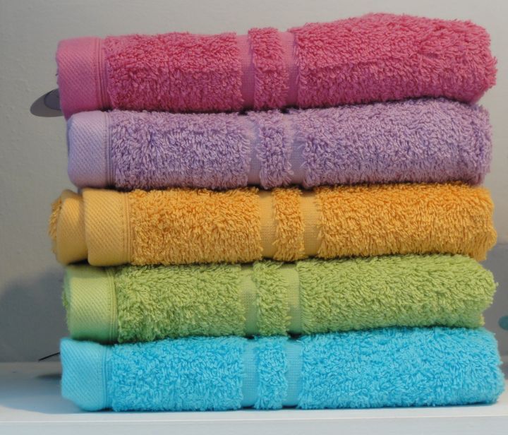 2%20Pcs%20of%20Bath%20Towel%20High%20Quality%20-%20Image%202