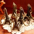 3D Eiffel Tower Key Chain Stylish Keychain For Girls Boys For Bags Keys Zips - Mango Tech. 