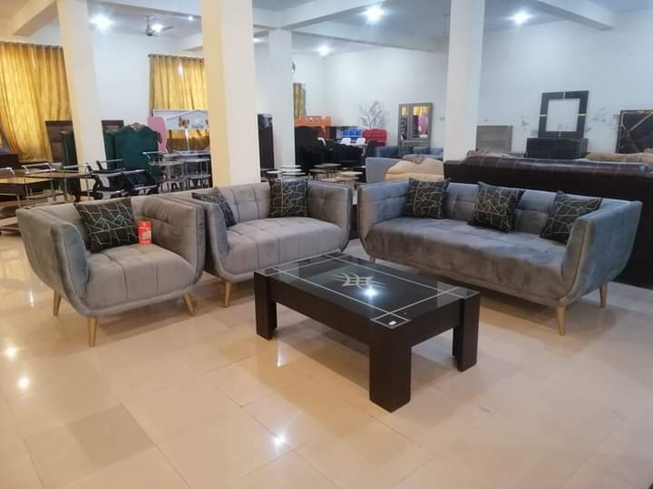 Sofa Set 5 Seater Modern DABAL ROTI Designed Shop Mart furnished With free 5 Cushions & Color Can be Customized(3+1+1)