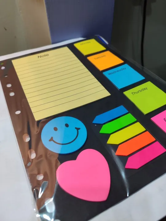 Multi-shape%20Sticky%20notes,%20Fancy%20Stationary%20-%20Image%202