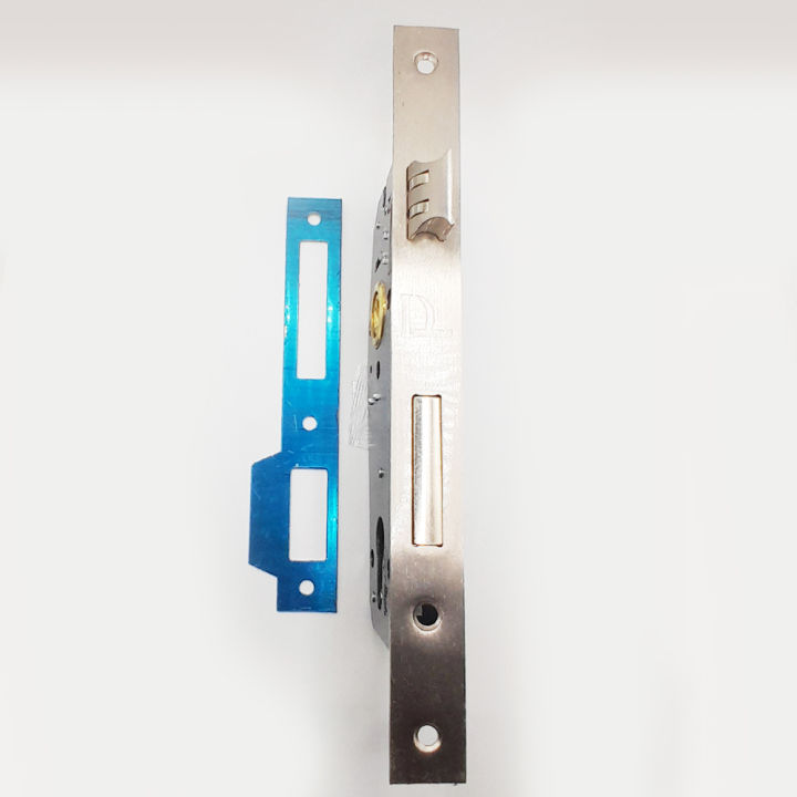 Large%20lever%20door%20handle%20lock%20body%20machine%20-%20Image%206