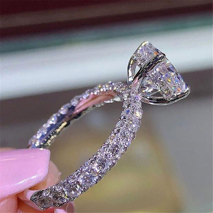 Hot Sale Shiny Diamond Engagement Ring Bling Full Crystal Cubic Zirconia Wedding Ring For Women