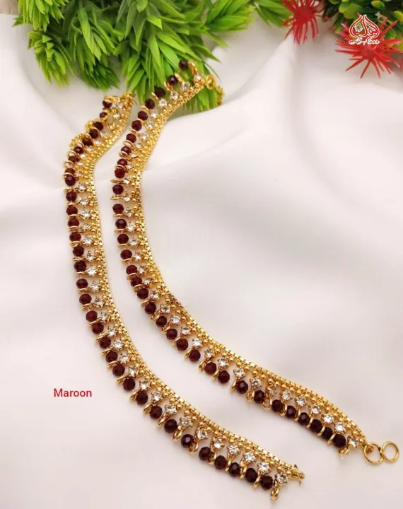 Pair%20Of%20Pearl%20Payals%20for%20Her%20-%20Image%204