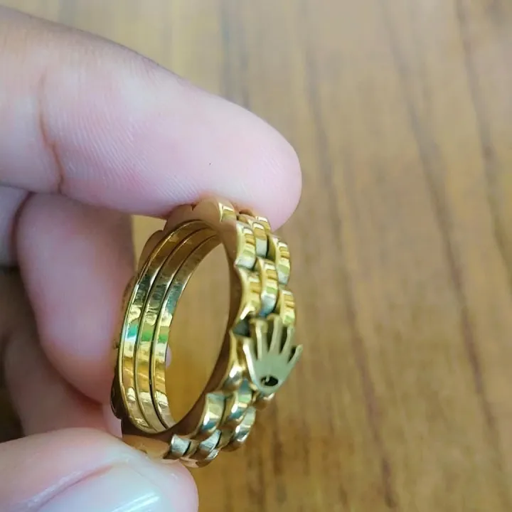 Rolex%20Gold%20Crown%20Design%20Stainless%20Steel%20Ring%20for%20Men%20%7C%20Premium%20Fashion%20Ring%20-%20Image%205