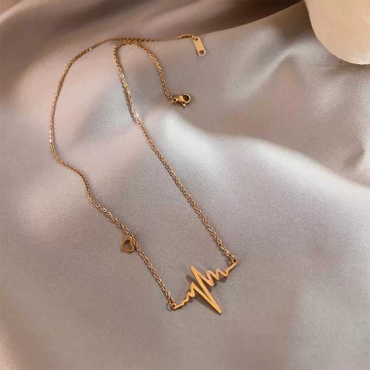 Heart%20Wave%20Necklace%20For%20Women%20-%20Elevate%20Your%20Look%20With%20Stylish%20Necklace%20For%20A%20Romantic%20And%20Elegant%20Appearance%20-%20Image%207