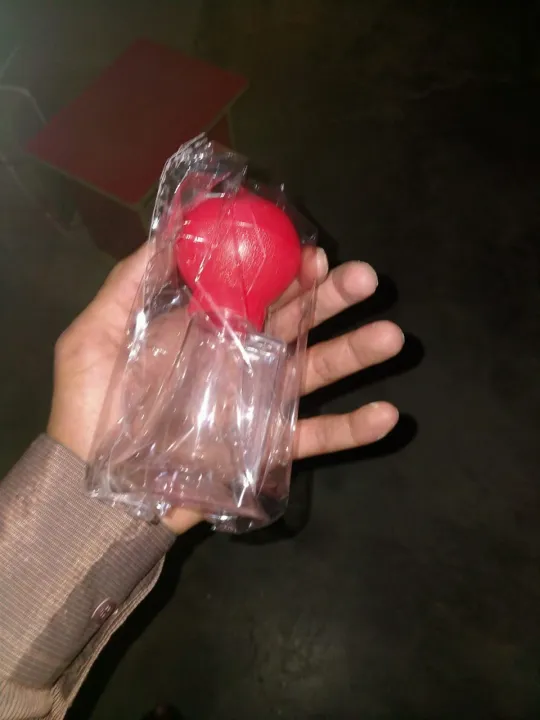 Manual%20Breast%20Pump%20(Random%20Color),%20Manual%20Feed%20Pump%20For%20New%20Born,%20Pack%20of%201%20Happy%20Mother%20Manual%20Breast%20Pump,%20Breast%20Pump%20Partner%20Breast%20Collector%20Automatic%20Correction%20Breast%20Milk%20Silicone%20Pumps%20-%20Image%207