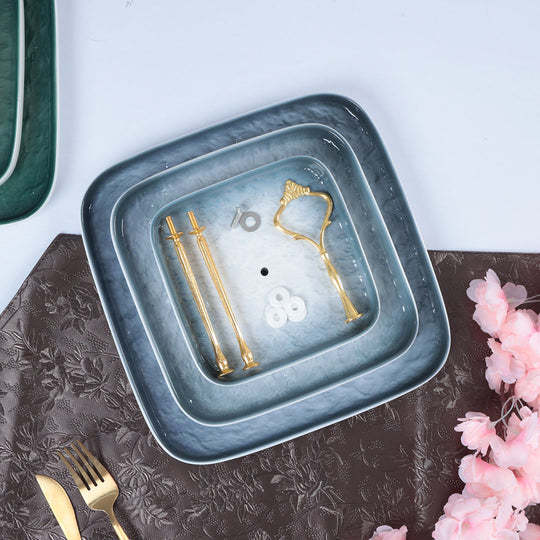 Ceramic%20Pattern%20Cake%20Serving%20Tray-%203%20Tier%20European%20Design%20Cake%20Serving%20Dish%20for%20Pastries%20and%20Bakery-%20Weddings%20Parties%20Pastry%20Serving%20Tray%20-%20Image%205