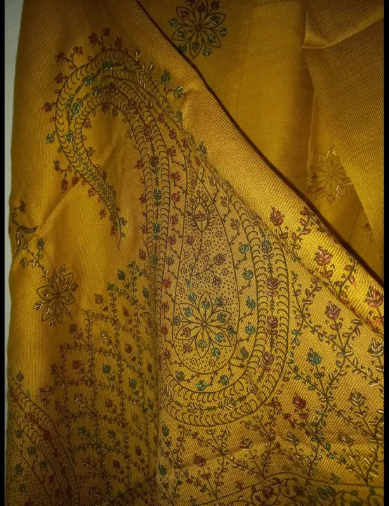 Pink%20embroidered%20Pashmina%20Stole%20-%20Image%2010