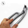 Pizza Pan Gripper Black Colour - Heavy Duty Cast Aluminum Anti-Scald Baking Pan Gripper for Deep Pizza Pans, Strong Clamp Holder for Hot Dish, Plate, Bowl, and Pizza Oven. 