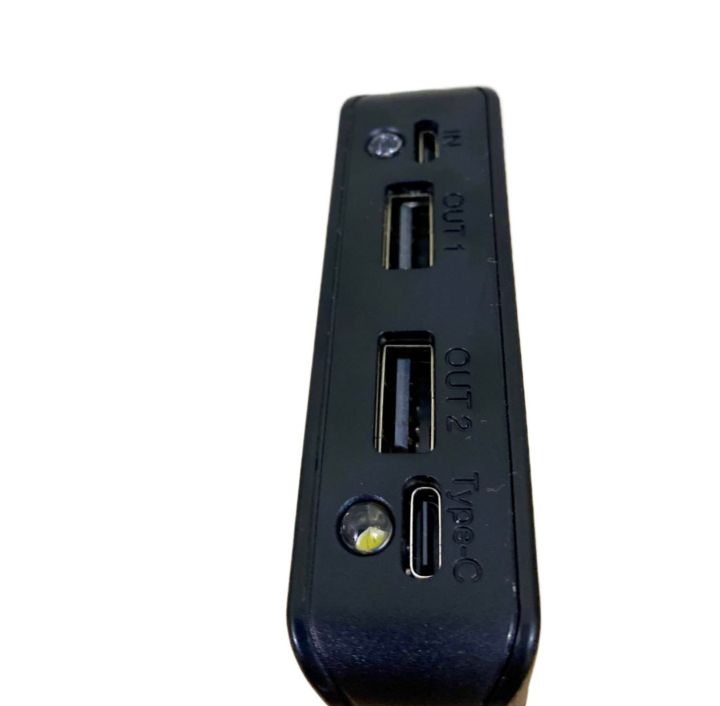 15000%20Mah%20power%20bank%20with%20batteries%20included%20-%20Image%202