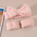 Spa Headband and Wrist Towels for Face Washing Set Elastic Bow Headbands with Highly Absorbent Wristbands for Shower Skincare. 