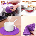 Silicon Pot Mats, Thick Silicone Pot Holders, Silicone Heat Mat, Anti-Slip Pot Holder, Multi-Purpose Hot Pads, Mats for Tables, Rubber Pads for Hot Dish, Coffee coaster bowl pads, Silicone Heat-Proof Mat by Muhandisaan Trading. 