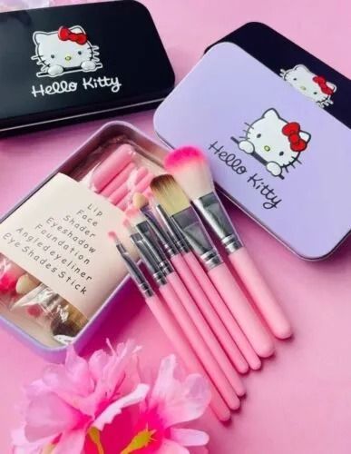 Cute%20Hello%20Kitty%20Black%207%20Makeup%20Brushes%20Set%20for%20Girls%20&%20Women%20Foundation%20Eye%20Shadow%20-%20Image%203