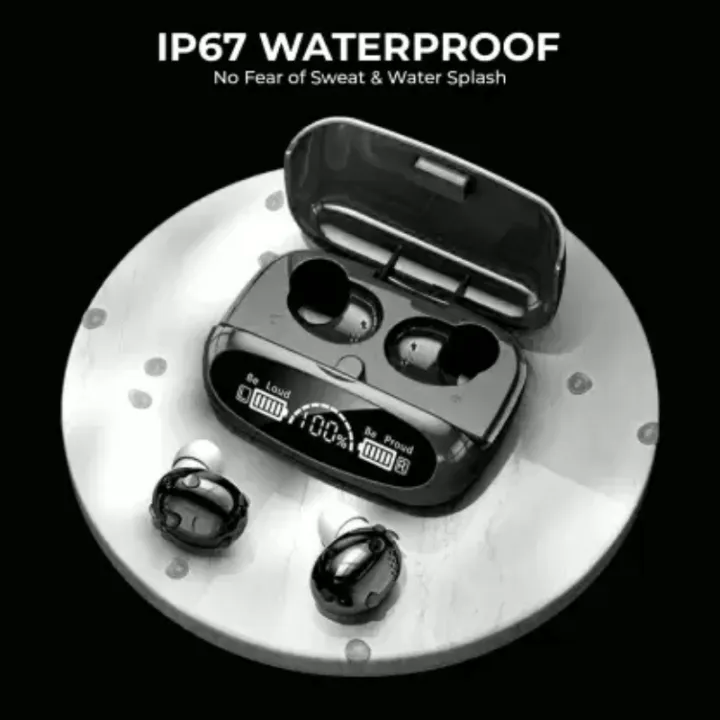 M32%20TWS%205.1%20Low%20Latency%20Gaming%20Wireless%20Earbuds%20with%20Built-in%20Power%20Bank%20-%20Image%204