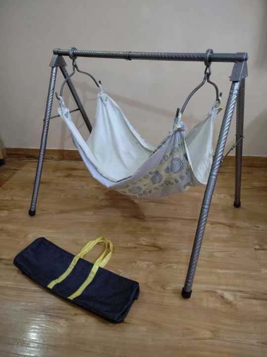 Full%20Folding%20Strongest%20Baby%20Cradle%20with%20Cloth%20with%20Travelling%20Bag%20-%20Image%202