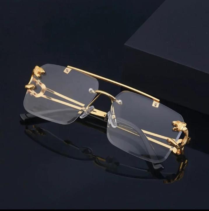 Luxury%20Rimless%20Sunglasses%20for%20Men%20%E2%80%93%20Gold%20Metal%20Frame%20with%20Panther%20Side%20Design,%20Square%20Stylish%20Shades,%20Premium%20Fashion%20Eyewear%20-%20Image%206