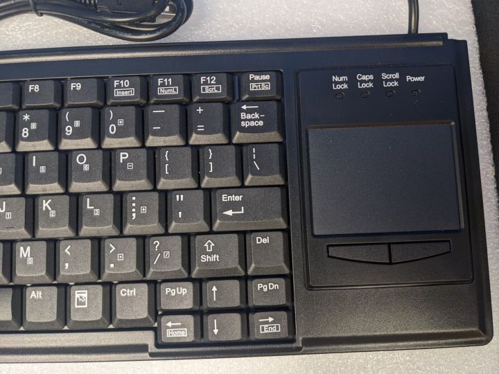 USB%20Wired%20Keyboard%20with%20Touchpad%20Two%20in%20One%20Keyboard%20and%20Mouse%20-%20Image%202