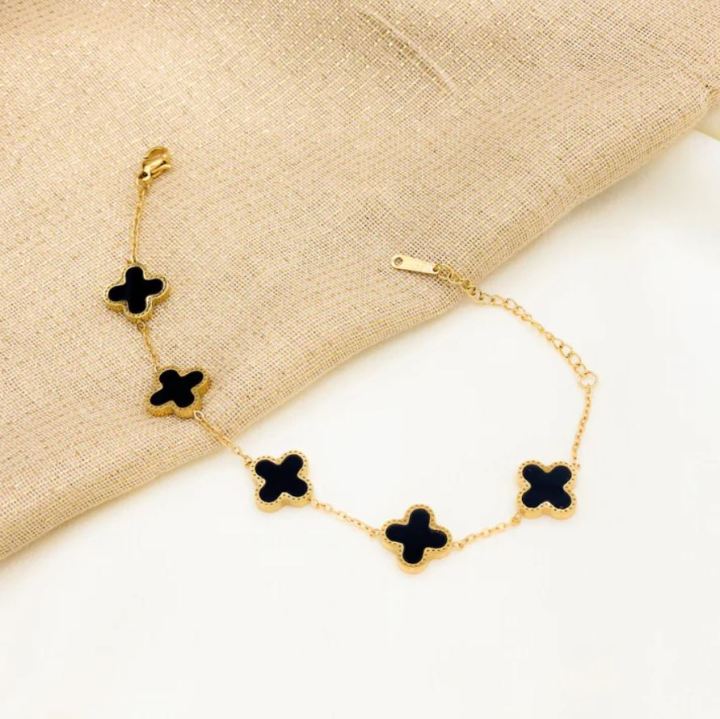 Most Demanding Four Leaf Clover Bracelets for Girls | Stainless Single Double Side Clover Bracelets for Women's Fashion