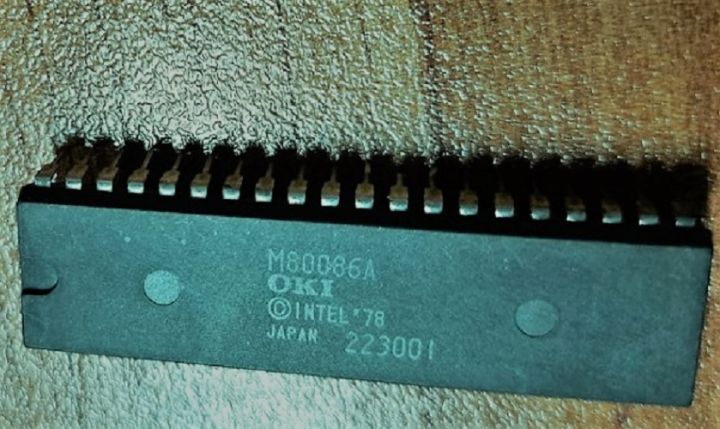 P8086-2%20Intel%208086%20VINTAGE%20IC%2040%20Pins%20Microprocessor%20P8086%20-%20Image%203