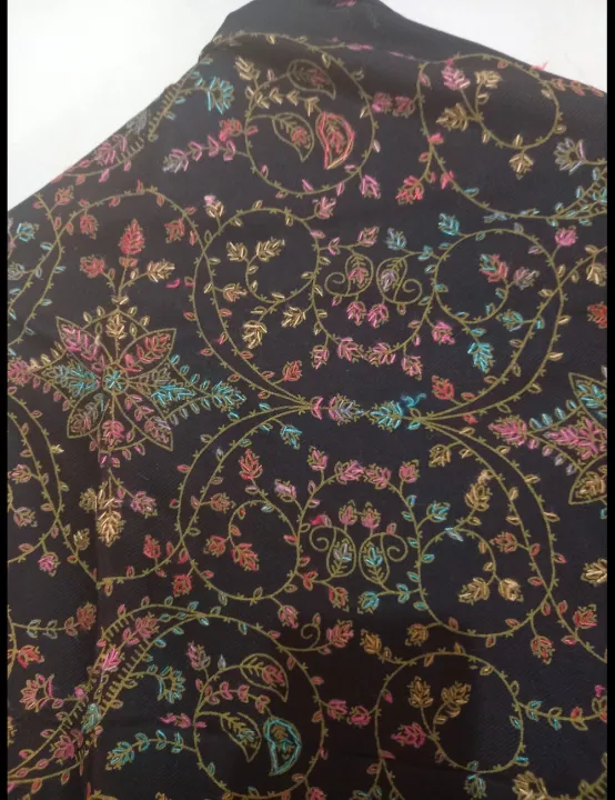 Black%20Pashmina%20Embroidered%20Stole%20-%20Image%206