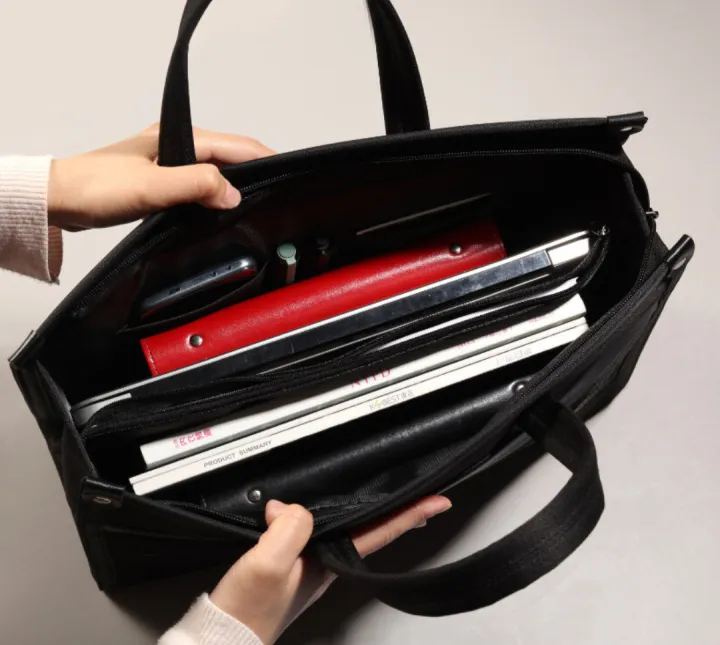 Bagzillas:%20Self-Standing%20Business%20Bag%20Laptop%20Shoulder%20Bag%20Travel%20Trip%20Business%20Bag%20%20Strong%20and%20Waterproof%20Traveler%20Bag%20Top%20Quailty%20-%20Image%202