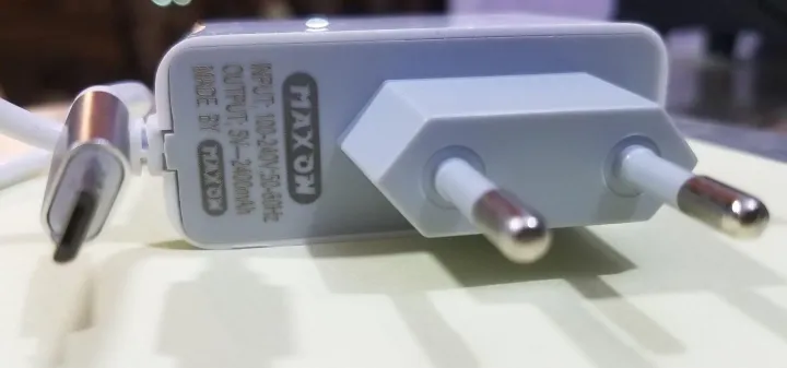 MAXON%202.0%20Mobile%20Charger%20(Orignal)%20-%20Image%204
