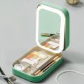 Mirror-equipped Makeup Bag with LED Light Mirror Lightweight Compact LED Lighted Mirror Cosmetic Case Fashionable Makeup Bag for Travel-Friendly Professional Makeup Artists Daily Use Gifting Storage. 