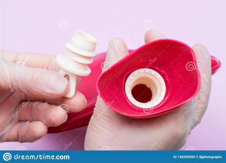 Rubber%20bottle%20For%20Pain%20Relief%20%20(Multicolour)%20-%20Image%208