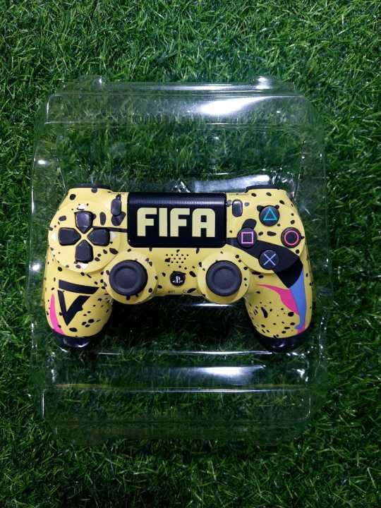 DualShock%204%20Wireless%20Controller%20for%20PlayStation%204%20-%20Yellow%20-%20Image%202