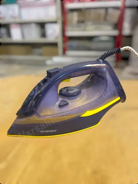 Silver%20Crest%20Ceramic%20Non%20Stick%20Soleplate%20Steam%20Iron%20For%20Clothes%20400%20Micro%20Steam%20Holes,%20Cotton,%20Wool,%20Poly,%20Silk,%20Linen,%20Nylon%202200%20to%202600%20Watts%20Portable,%20Ironing,%20Garment%20Steamer%20Self-Cleaning,%20Auto-Off,%20350ml%20Water%20Tank%20for%20Home%20Clothes%20Ironing%20Use,%20%7C%20-%20Image%207