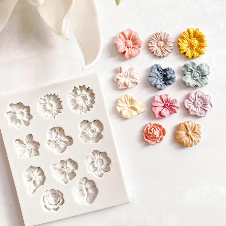 1 Pcs Daisy Polymer Clay Molds For Jewelry Making Flower Polymer Clay Molds
1 Pcs Daisy Polymer Clay Molds For Jewelry Making
Daisy Miniature Clay Molds
Polymer
Clay Molds
for Polymer Clay Earrings Decoration
Cake Mold
Variety Rose Flower Daisy
Fondant