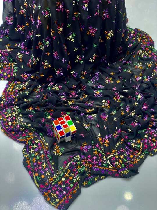 Multani%20Hand%20Made%20Embroidery%20Chadar%20-%20Image%205