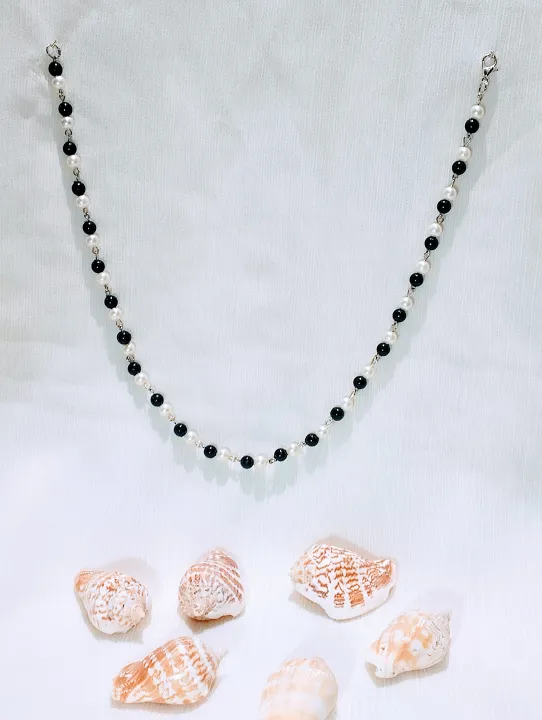 Bracelet%20and%20Necklace%20Combo%20of%20Chain,%20Beads%20%7C%20Elegant%20Bracelet%20And%20Necklace%20Combo%20With%20Extension%20%7C%20Unique%20Fashion%20Accessories%20For%20Women%20%7C%20Beautiful%20and%20Lightweight%20Jewelry%20-%20Image%202