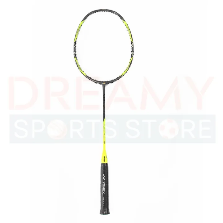 Yonex%20ArcSaber%207%20Pro%20Badminton%20Racquet%20(Unstrung)%20%E2%80%93%20Lightweight%20High%20Modulus%20Graphite%20Frame%20with%20Protective%20Bag%20-%20Image%202