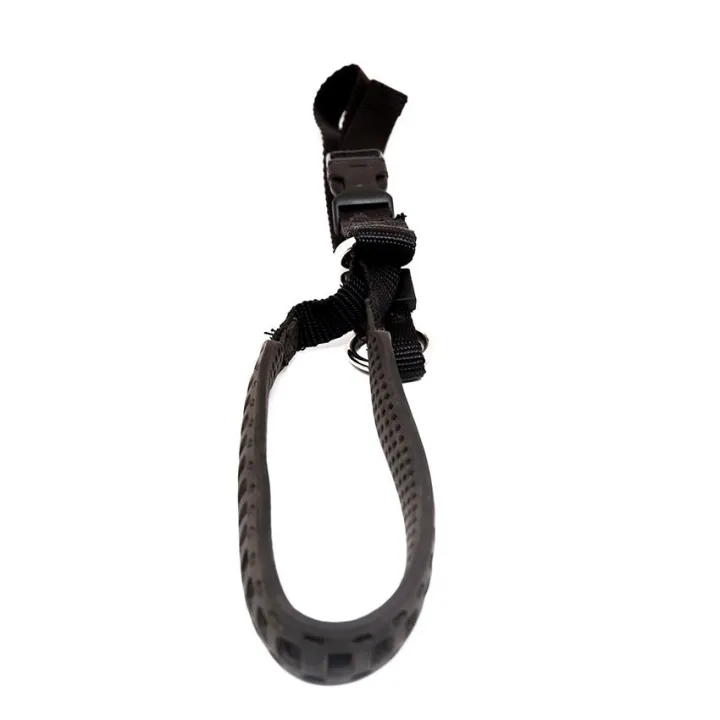 Pet%20Muzzles%20Strip%20Medium%20Size%20Washable%20Strap%20Breath%20Mouth%20Cover%20for%20Medium%20Dog%20Stop%20Barking%20Biting%20and%20Chewing%20Safe%20and%20Comfortable%202895%20-%20Image%204