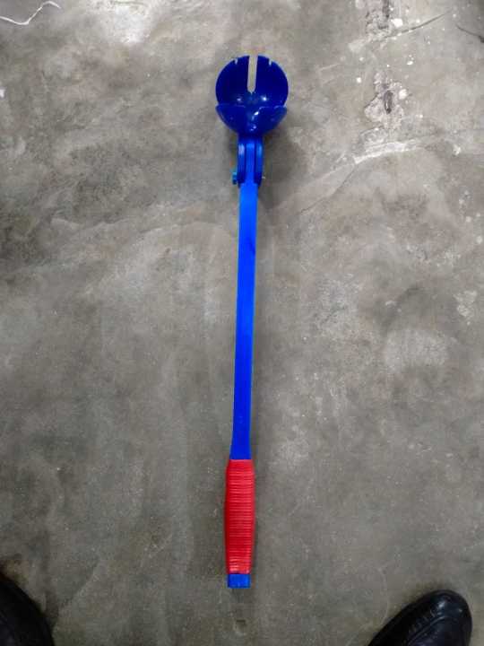 Ball%20Thrower%20Batting%20Practise%20Stick%20Plastic%20Ball%20Stick%20Roboarm,%20Sidearm%20%20by%20BABA-C%20-%20Image%202