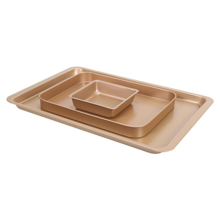 baking trays non stick set-1 * large shallow pan about 37 * 25.5 * 1.7cm
1 * cake pan about 24.5 * 18.5 * 2.6cm
1 * small square cake pan about 11 * 11 * 3cm-Golden
