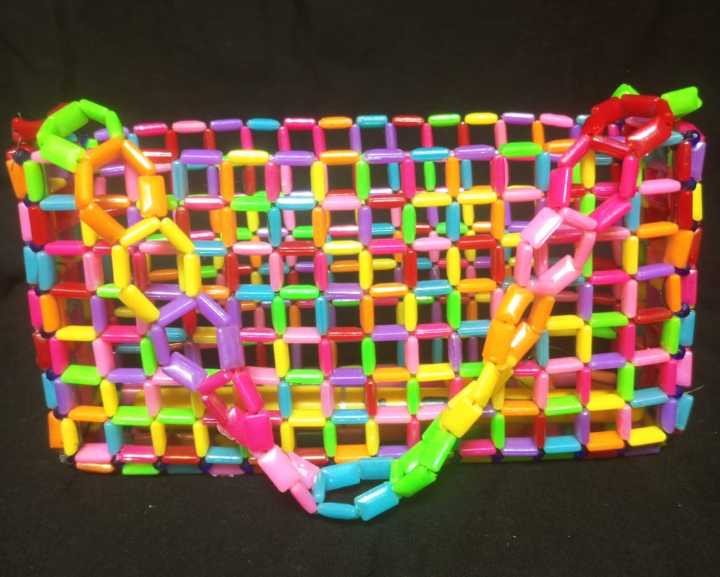 beeded%20hand%20bag%20-%20Image%202