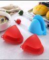 2 pcs silicon pot holder. 