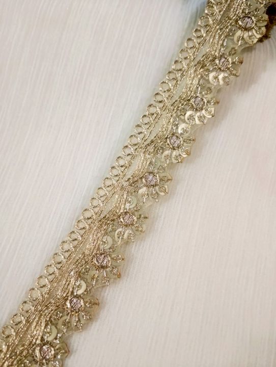 3.5%20yards%20of%20Premium%20Golden%20Lace%20Choices%20for%20Borders%20of%20Gala,%20Daman,%20Bazu,%20Samosi%20Lace%20is%205%20gaz%20per%20Pack%20-%20Image%208
