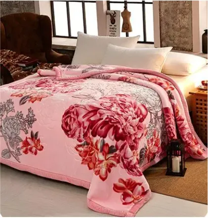 Beddy's%20Studio%20Double%20Ply%20Embossed%20Luxury%20Blanket%20For%20Winter%20King%20Size%20Kambal.%20-%20Image%204