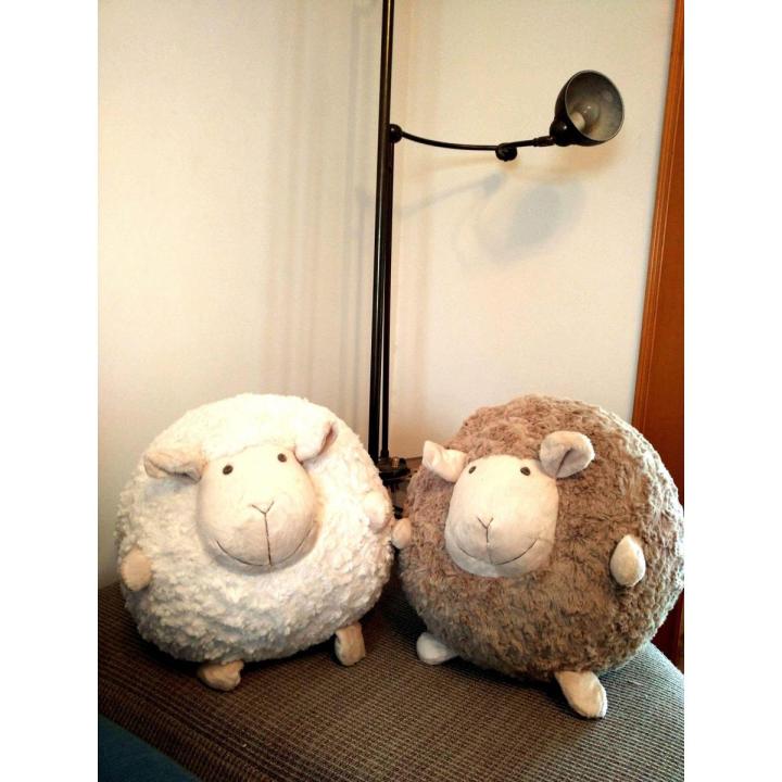 Genuine Korean ball sheep doll doll girl girl heart ins plush toy little sheep pillow doll