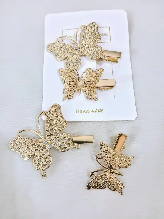 2%20Pins%20Card%20Gold%20Butterfly%20Hair%20Clips%20for%20Girls%20%7C%20Rhinestone%20Metal%20Hairpins%20%7C%20Shiny%20Butterfly%20Design%20Hair%20Accessories%20for%20Women%20%7C%20Stylish%20Hair%20Clip%20for%20Party%20&%20Daily%20Use%20-%20Image%203