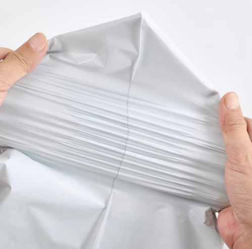 Pack%20of%2030%20White%20Courier%20Flyers%20with%20Mailer%20Pocket%20%7C%20Packaging%20Flyers%20%7C%20Parcel%20Flyers/%20Shipping%20Flyers%20%7C%20Daraz%20Parcel%20Bags%20%7C%20E-commerce%20Packaging%20Bags%20-%20Small,%20Medium%20&%20Large%20Size%20Available%20-%20Image%206