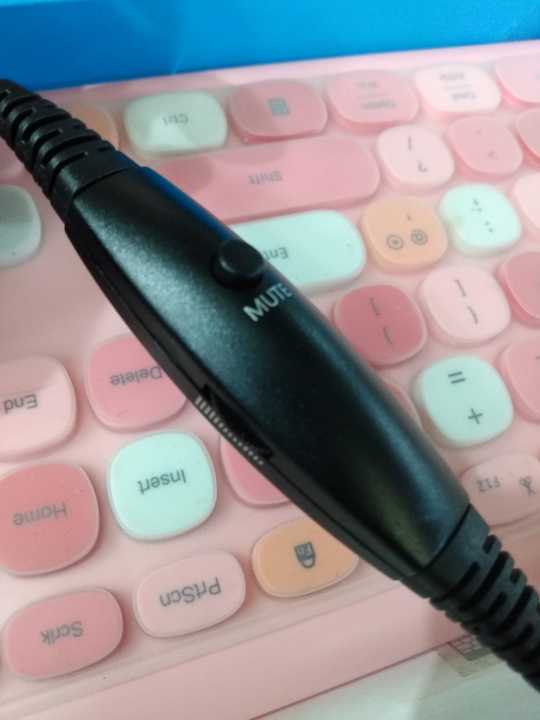 Headphone%20ANC%20mic%20-%20Image%206