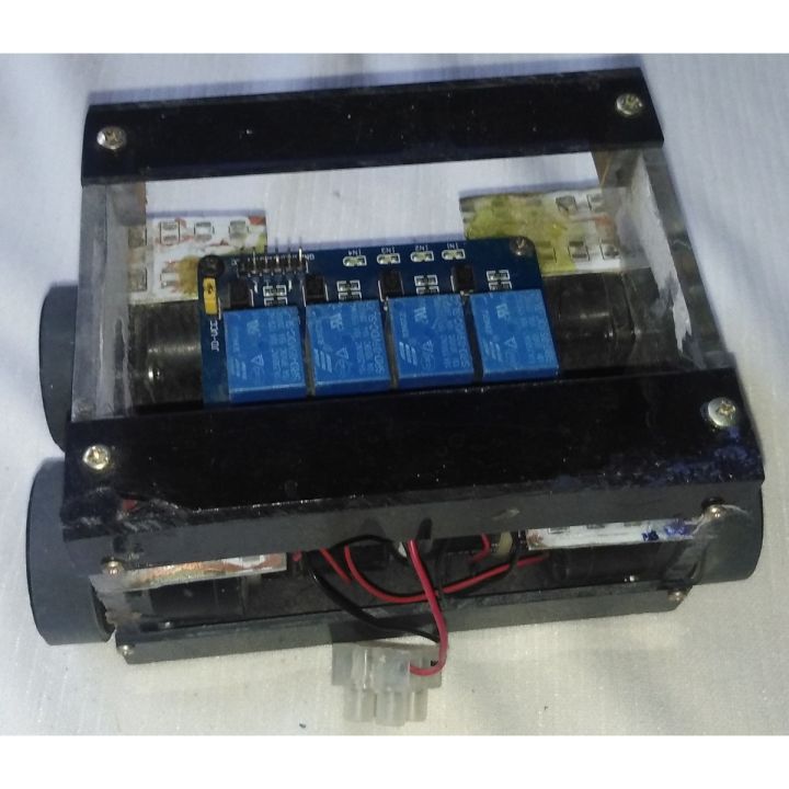 Sumo 4WD robot car chassis with 4 DC Gear Motor, 12 Volt DC