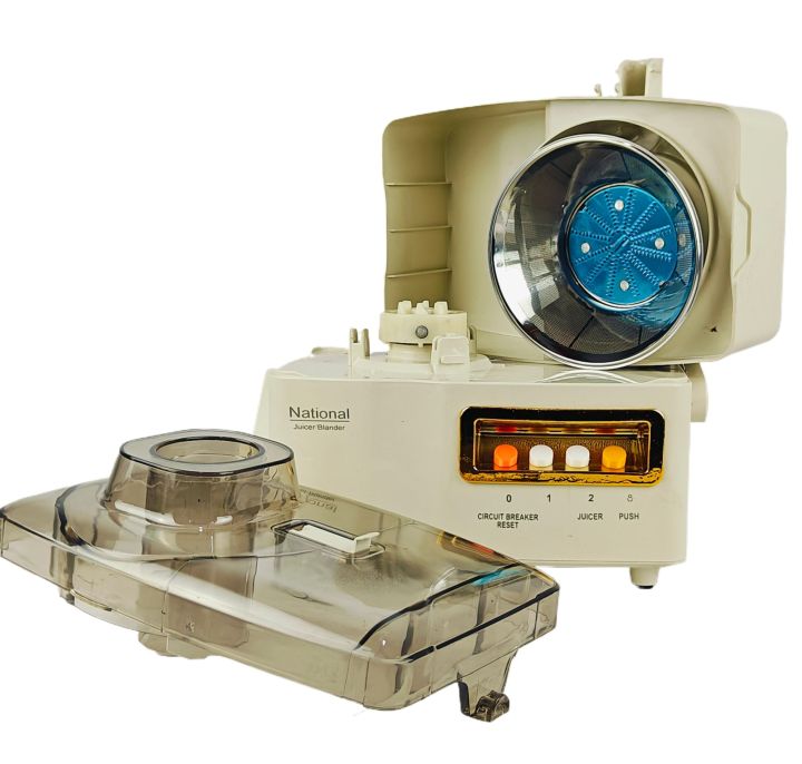 Juicer%20Machine%203%20in%201%20,%20Juicer-Blender-Chopper-Grinder-%20Heavy%20Duty%20Motor%20Power:%20900W%20-%20Stainless%20Steel%20Filter%20-%20Glass%20Made%20Best%20Quality%20Heavy%20Motor%20-%20Image%203